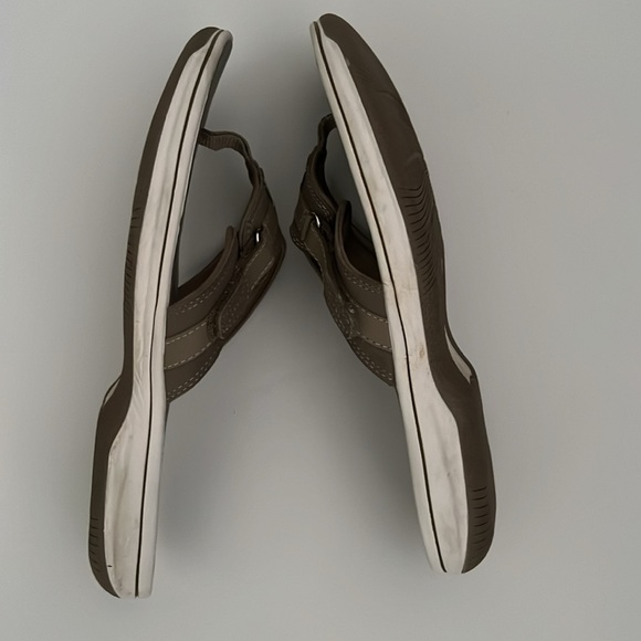 Clarks Cloud steppers Slippers Size - Picture 2 of 9